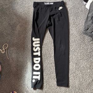 NIKE leggings
